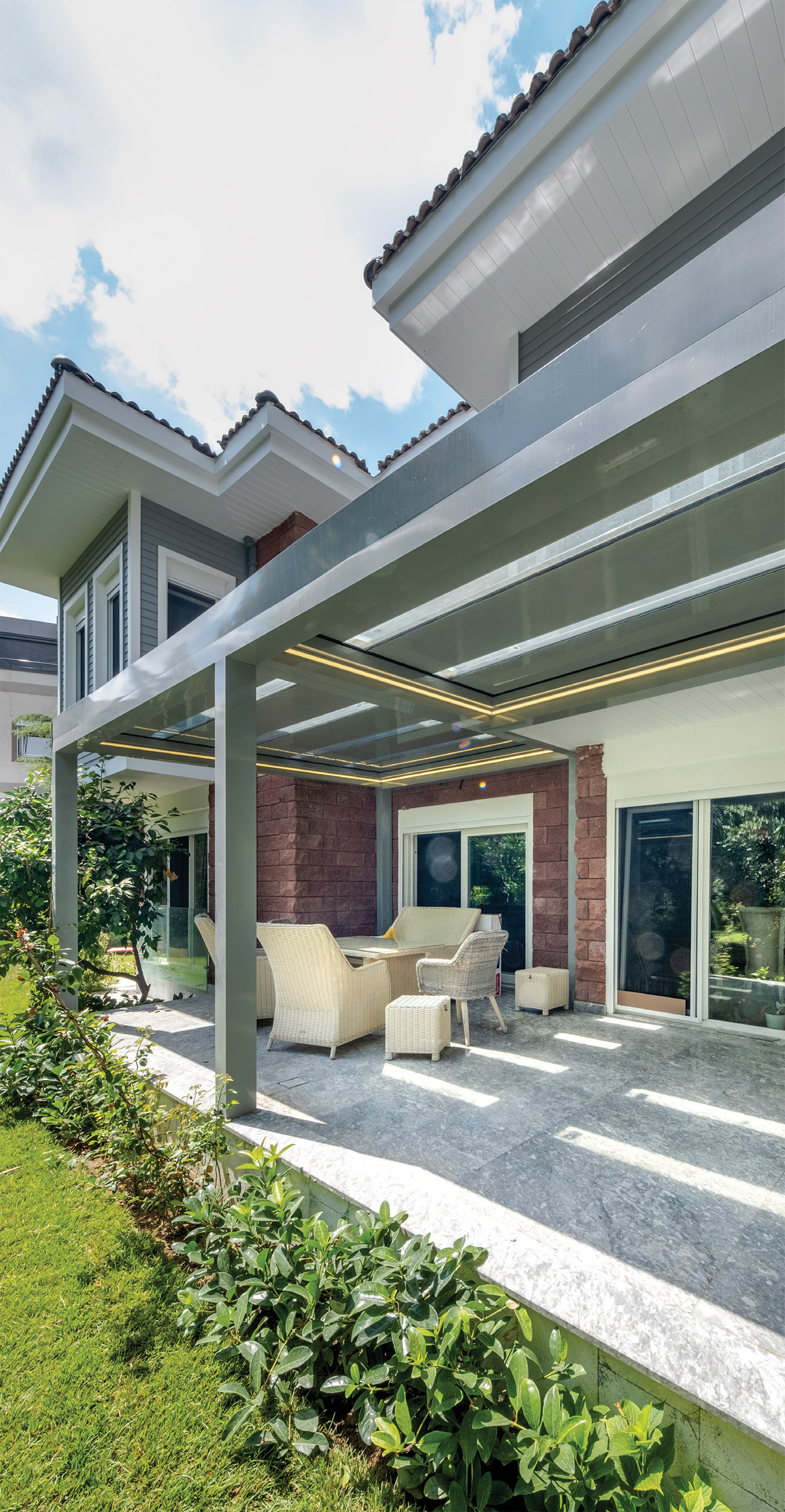 Royal Sky Bioclimatic Pergola